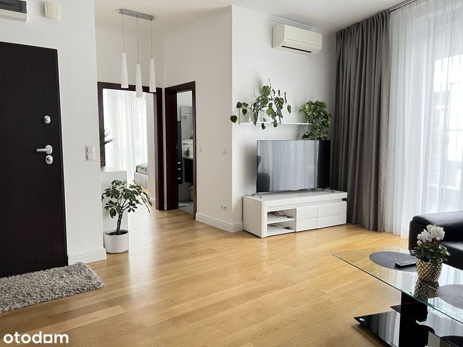 Apartament na Saskiej Kępie | Taras 25 m2 | Wys. 3m | Stadion Narodowy