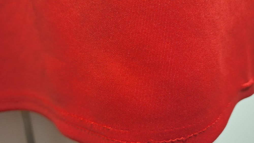 Sukienka czerwona 38