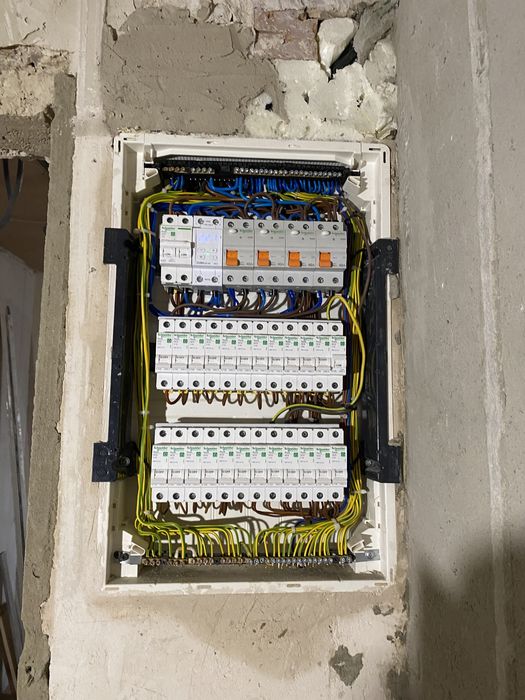 Електромонтажні Роботи