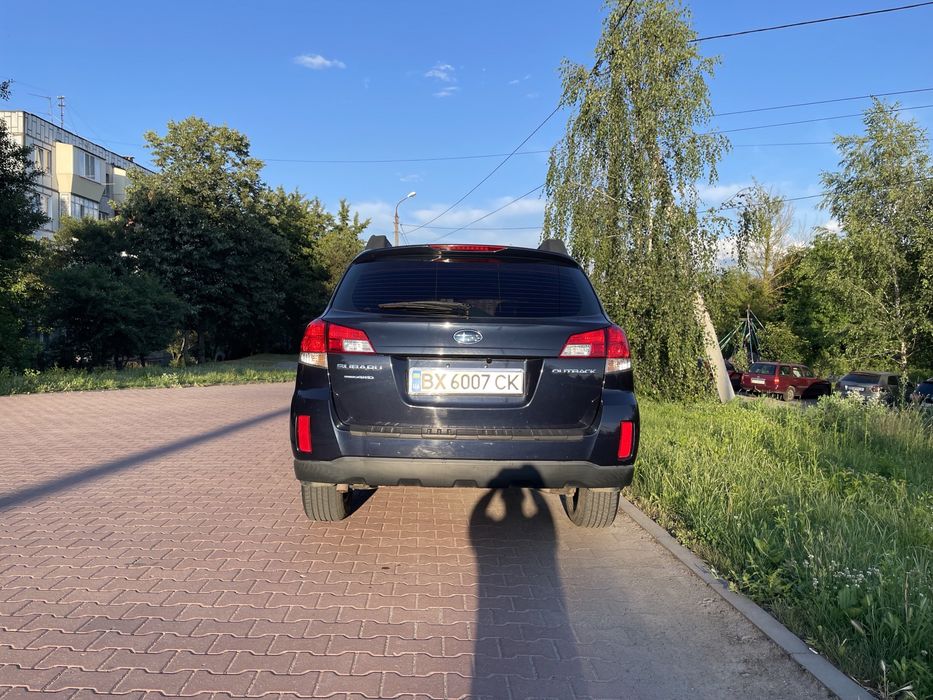 Subaru Outback 2.5 газ/бензин 2012