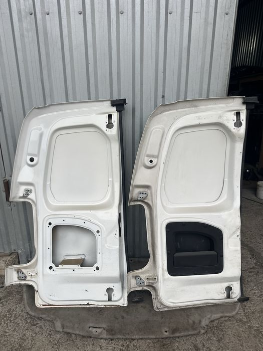 Розпашонка двері задні Сітроен Берлінго Пежо Партнер В9 разборка двери