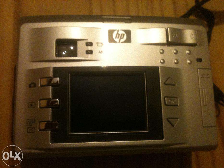 Máquina Foto HP Photosmart 735 (3,2MP 15xzoom) - Nova