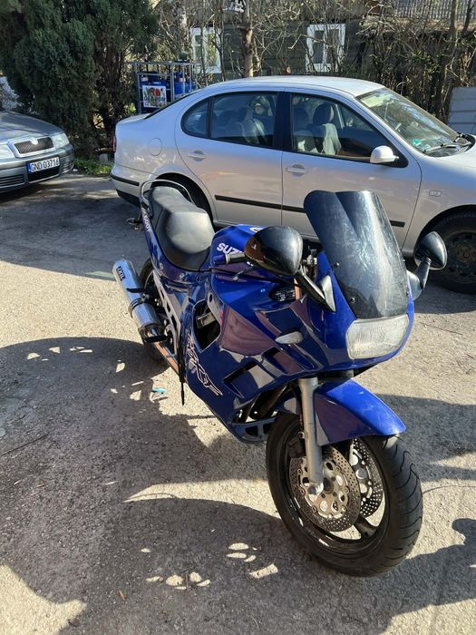 Suzuki GSXF 600F