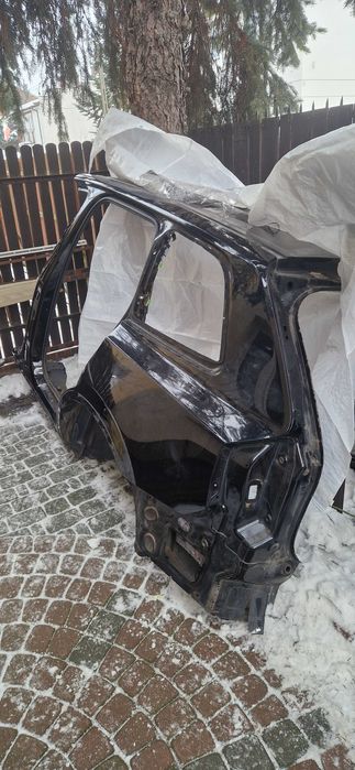 Tylna lewa ćwiartka + lewy słupek środkowy Volvo XC 90 II 2020