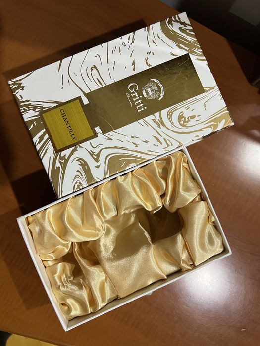 Продаю оригінальну коробку від парфумів Gritti Chantilly.