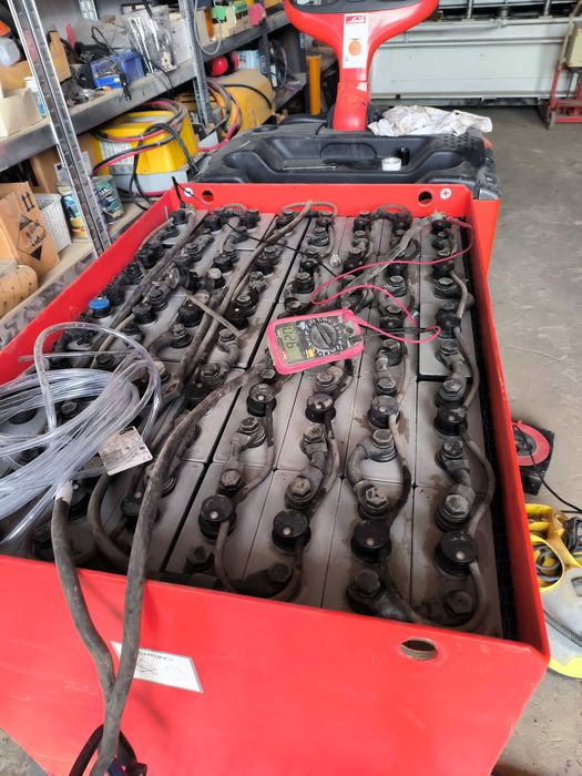 Regeneracja Naprawa serwis akumulatorów trakcyjnych 24v 48 80v Baterii