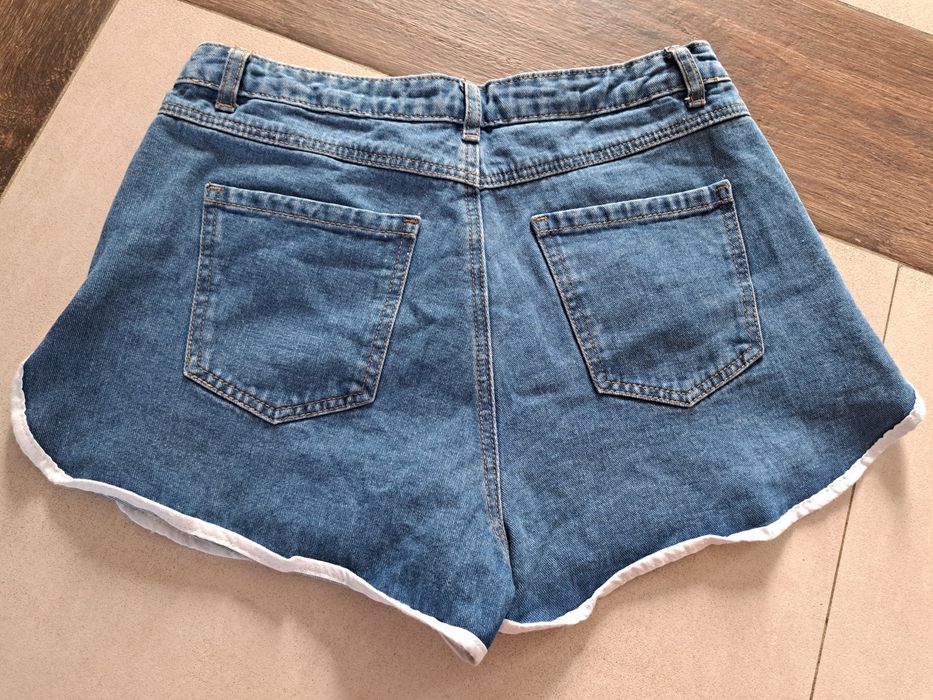 Spodenki jeansowe L Missguided, wysoki stan