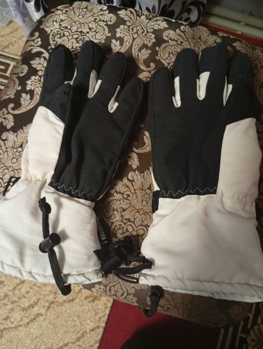 Продам рукавиці лижні