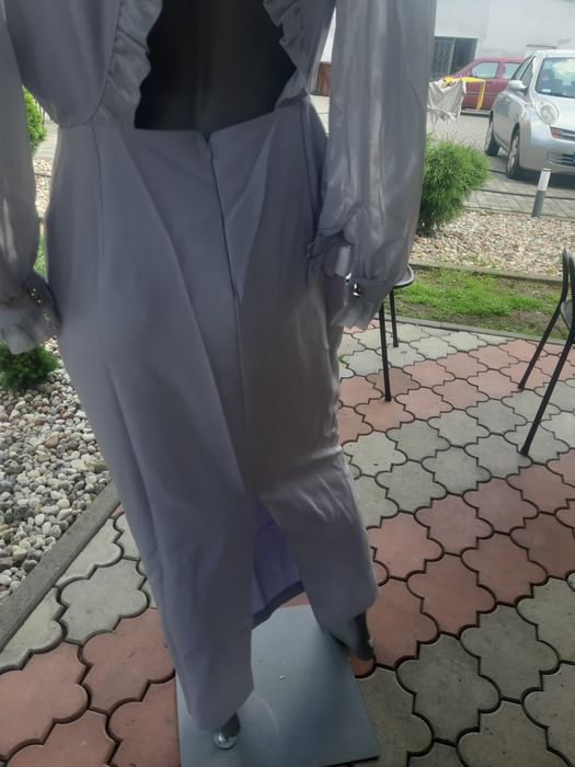 Wizytowa sukienka