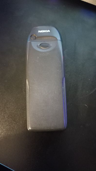 Nokia 6310i z futerałem