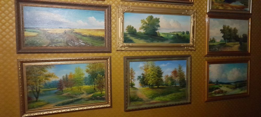 Продаются картины художника старой школы