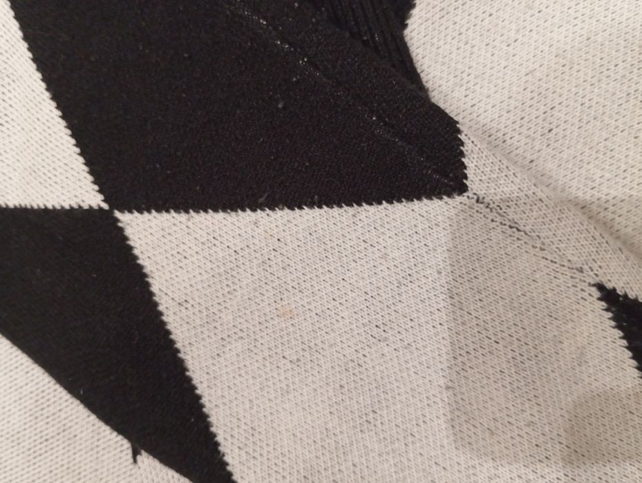 Sweter H&M w rozmiarze XS