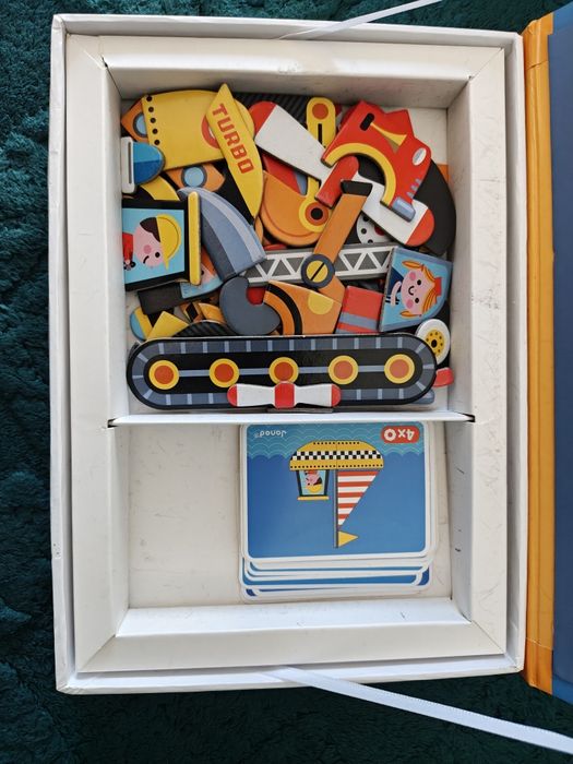 Magnetyczna Układanka Pojazdy Janod Magneti book 3-8 lat puzzle magnetyczne