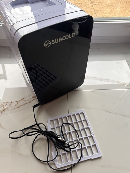 Lodówka turystyczna mini do samochodu , fridge auto