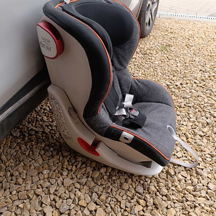 Fotelik samochodowy britax romer King II LS
