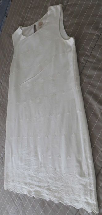 Vestido Cortfield Branco, 100% algodão, forrado, e bordado - Tam. S