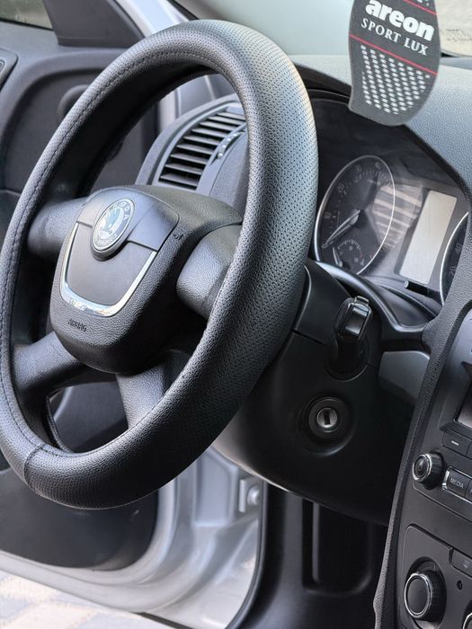 Продам шкода октавия 1.8