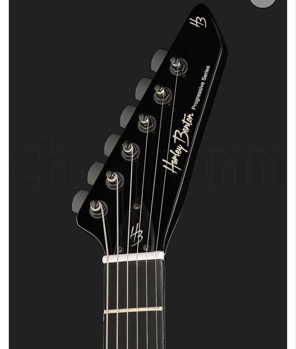 Harley Benton Pro Series – Gitara elektryczna Explorer (Black)
