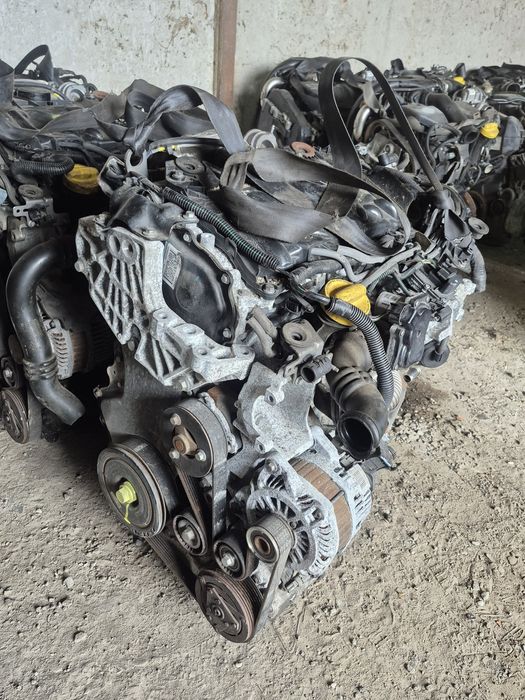 Мотор 2.0 dCi M9R Trafic Vivaro Qashqai X-trail Espace Megane Scenic