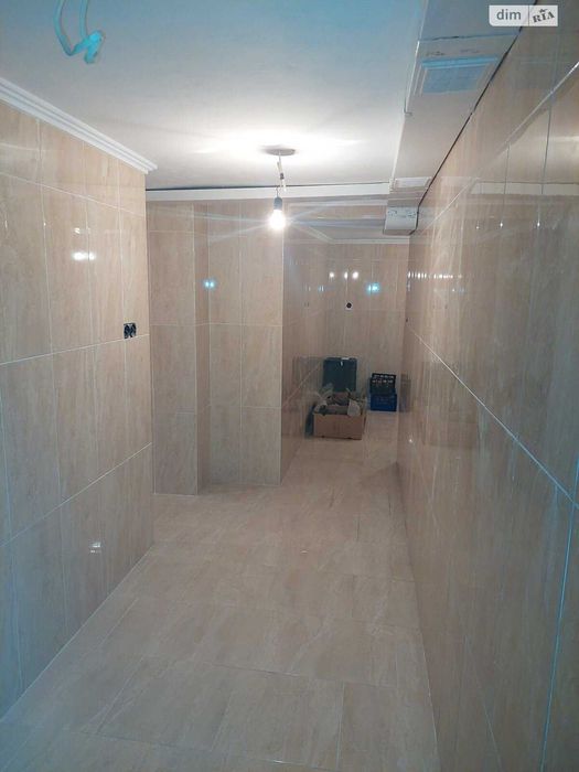 Продаж двохповерхового будинку
