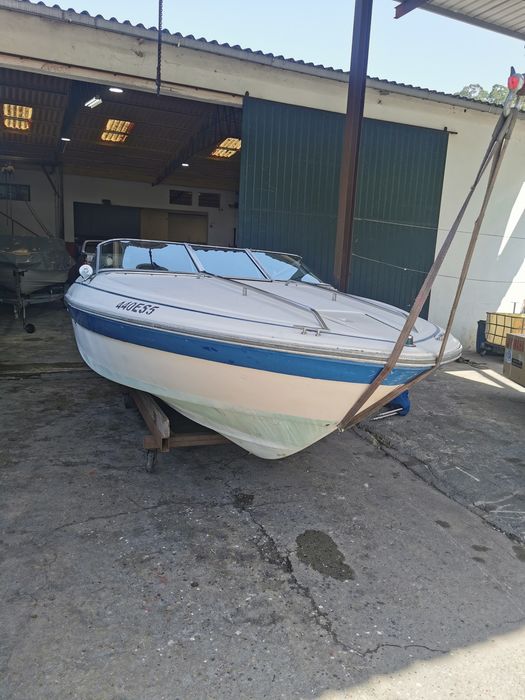Barco Sea Ray 21 pés