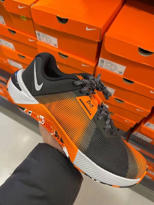 Оригінал 100%  Nike Metcon 10 Black/Orange HJ1875-005 /від 27см-31см/