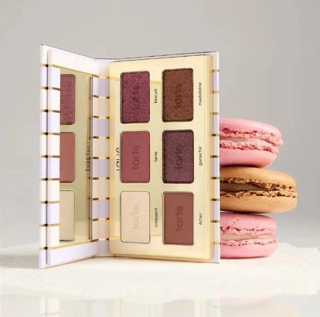 Палетка тіней tarte pâtisserie amazonian clay palette
