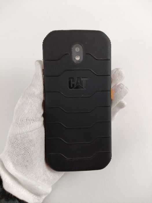 Smartfon Cat Phones S42 3 GB / 32 GB 4G (LTE) czarny