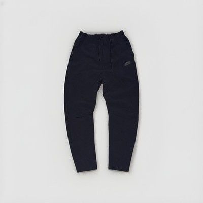 Брюки Nike Sportswear Woven Commuter Trousers (DM6621-010)