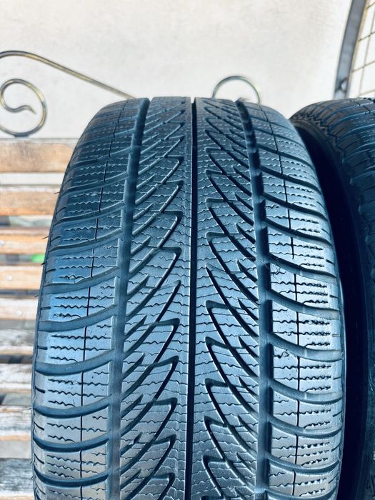 Шини зимові 225/40 R18 (92V) Good Year Ultragrip 8