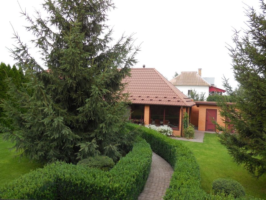 Щасливе. Затишний будинок з ремонтом