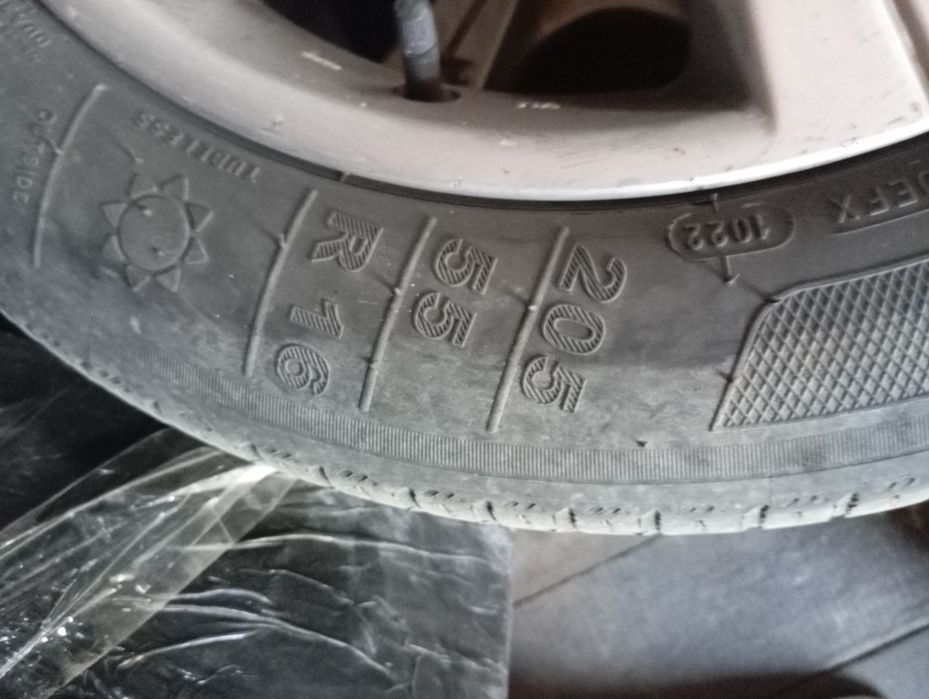 Диски титани з резиною R16 205 55