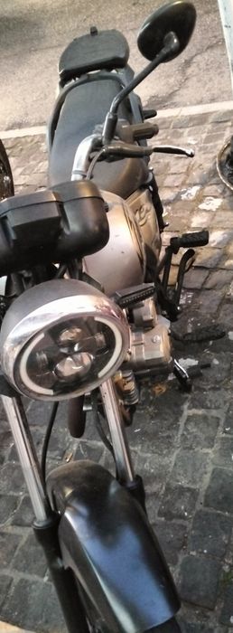 Mota zontes 125 cc ótimo estado
