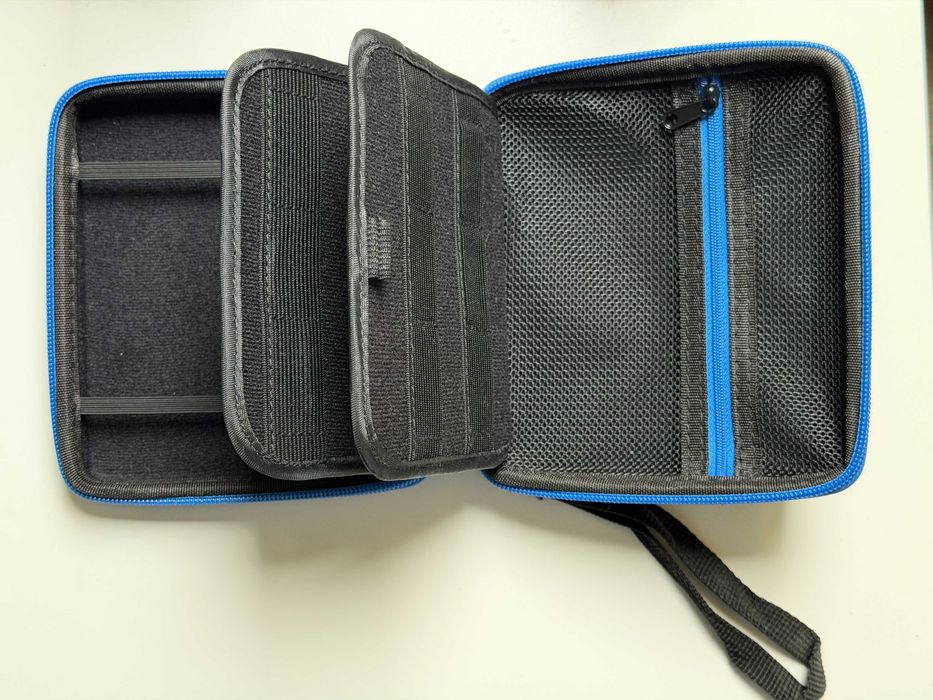 Nintendo 2DS + 3 gry + akcesoria