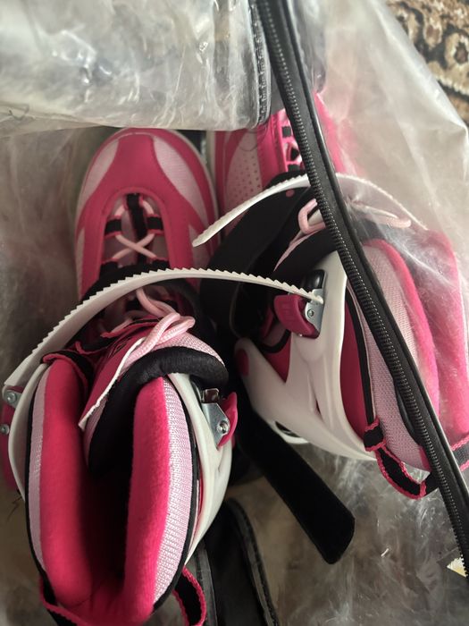 Проодам ролики новые