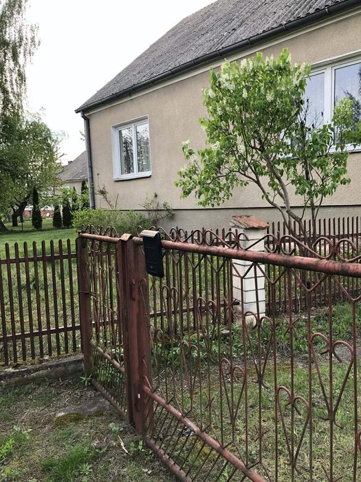 Dom na wsi Kotowo - Plac gmina Jedwabne , siedlisko , magazyn .