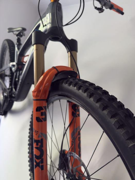 Trek Fuel EX 8 Gen 6 (2024) - Fox 38 Factory