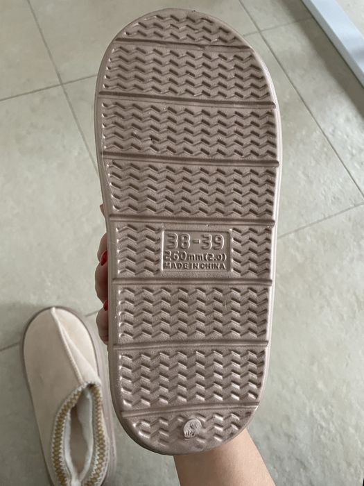 Тапки зі Скубі-Ду