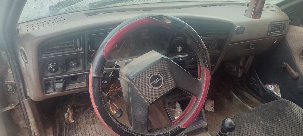 Продам Опель аскона   20000+ торг возможн обмін на ваз