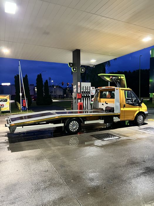 Autolaweta pomoc drogowa laweta pomoc holowanie transport