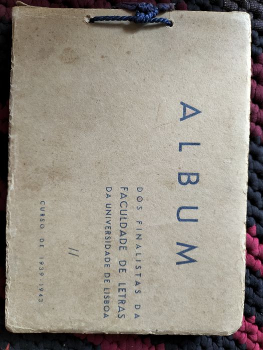 Álbum dos finalistas da faculdade de letras da universidade de Lisboa