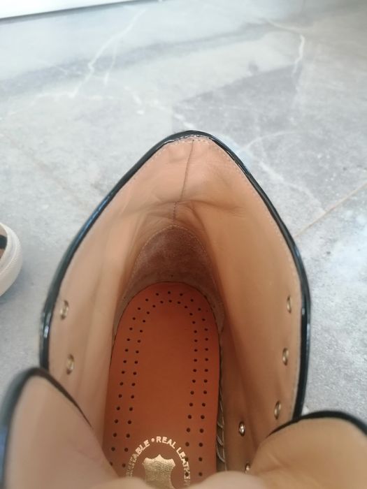 Wysokie trampki od Charlotte Olimpia Leopard Print rozmiar 37