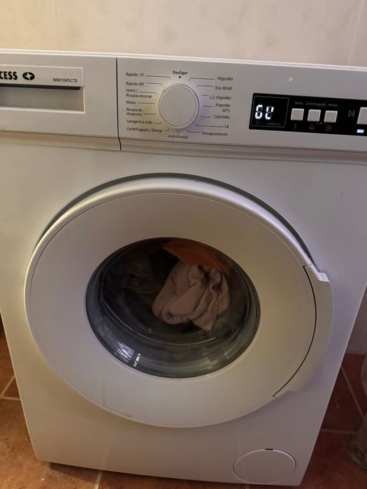 Máquina lavar roupa