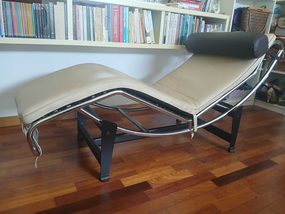 Chaise Longue Estilo LC4 (Le Corbusier) – Clássico do Design Modernista