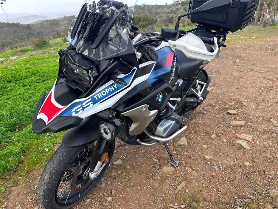 Vendo BMW R1250GS ou troco por R1250RT equivalente