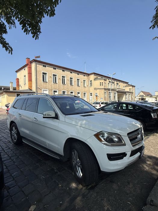 Mercedes GL 450 V8 bi turbo  7 osobowy nowy model okazja