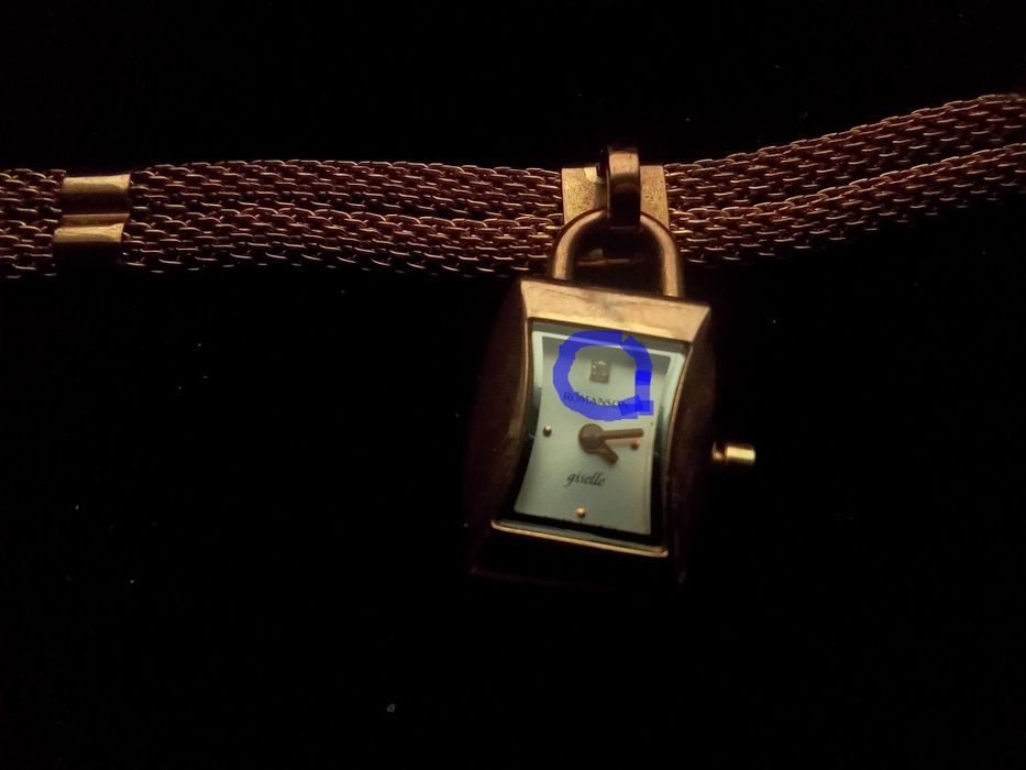 Швейцарскчасы ROMANSON glselle с камнем