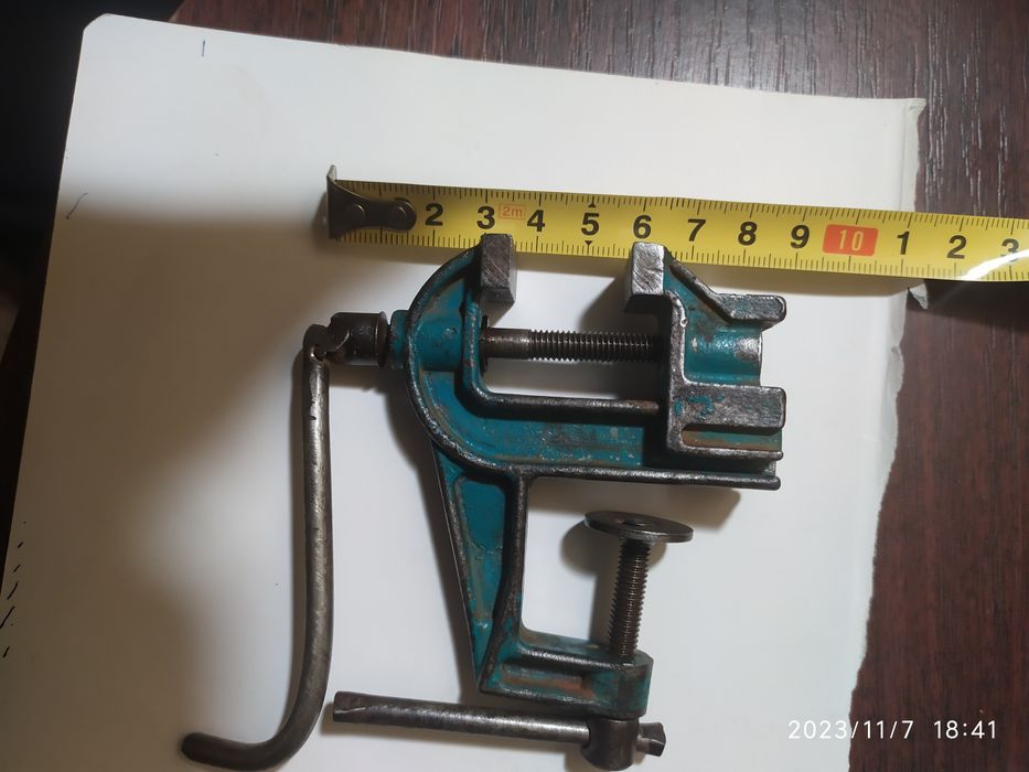 Маленькие тиски ювелира ссср