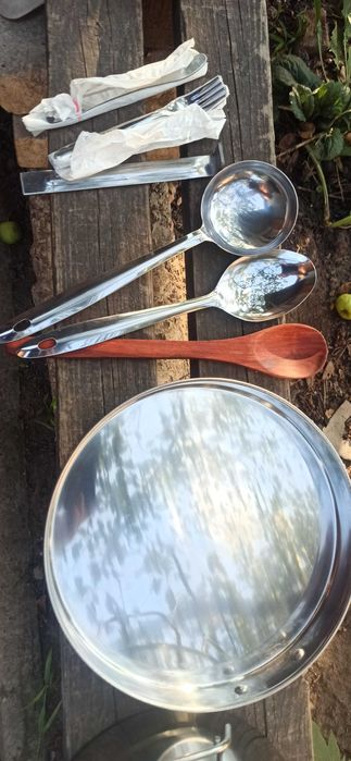 Набір нікельованого посуду 38 один. Каструлі, сковорода, тарілки, інше