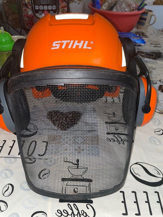 Шолом захисний з навушниками Stihl